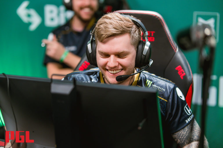 Liquid envoie les alliés de NA Complexity à la maison du PGL Antwerp Major, pourrait potentiellement atteindre le stade Legends malgré un départ de 0-2 2 Liquid envoie les alliés de NA Complexity à la maison du PGL Antwerp Major, pourrait potentiellement atteindre le stade Legends malgré un départ de 0-2 - 1
