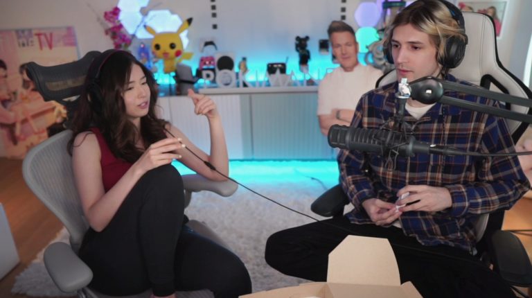 Pokimane et xQc : VALORANT "tue" son contenu Twitch 2 Pokimane et xQc : VALORANT "tue" son contenu Twitch - 1