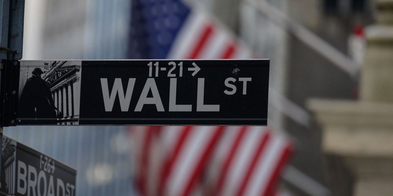 Dow Jones baisse de plus de 700 points alors que les actions glissent sur les craintes que les coûts plus élevés n'érodent les bénéfices 2 Dow Jones baisse de plus de 700 points alors que les actions glissent sur les craintes que les coûts plus élevés n'érodent les bénéfices - 1