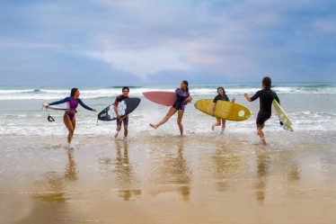 'Surviving Summer' Saison 1: À venir sur Netflix en juin 2022 - 11