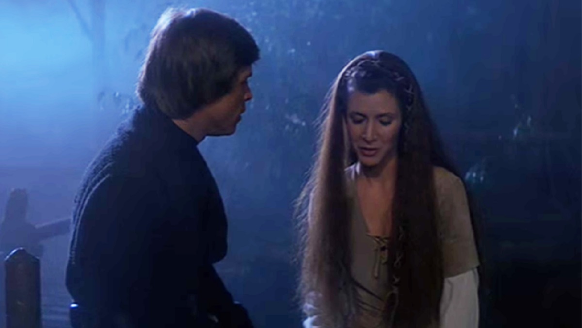 La jeune Leia affiche-t-elle des pouvoirs de force dans OBI-WAN KENOBI ? 8 Luke dit à Leia la vérité sur leur père dans Return of the Jedi.
