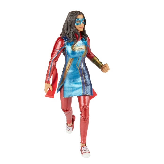 Hasbro dévoile la figurine articulée de Mme Marvel inspirée du MCU - 21