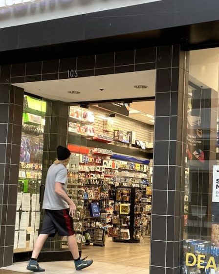 GameStop signale une perte croissante et maintient les stocks plus élevés pour éviter les problèmes de la chaîne d'approvisionnement - 57