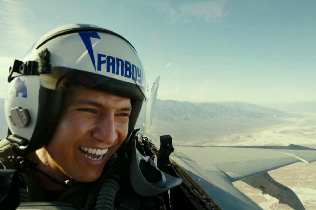 Danny Ramirez a "manifesté" son rôle dans "Top Gun: Maverick" 2 Danny Ramirez a "manifesté" son rôle dans "Top Gun: Maverick" - 1