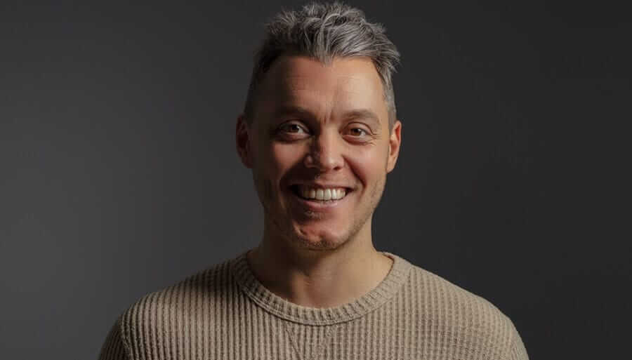 Martin portrait 2
