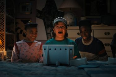Obtenez l'édition spéciale du jouet Lite-Brite utilisé dans Stranger Things saison 4 - 6