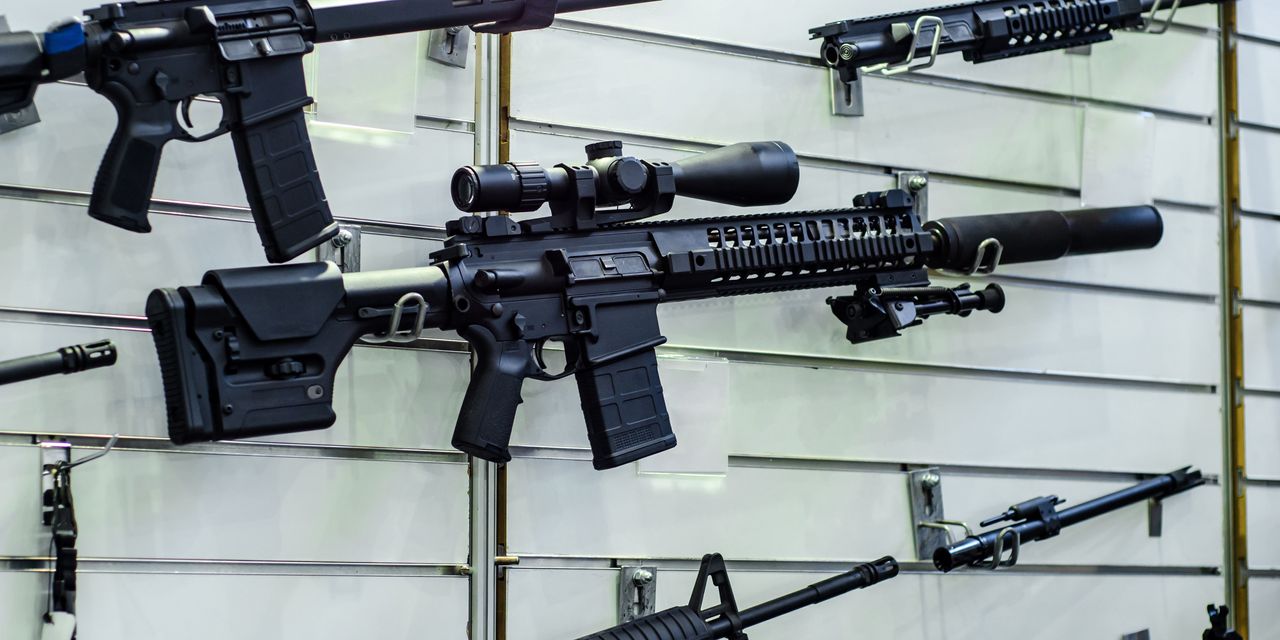 Opinion : L'interdiction des armes d'assaut de 1994 a-t-elle réduit les tirs de masse ? Voici ce que nous disent les données 2 Opinion : L'interdiction des armes d'assaut de 1994 a-t-elle réduit les tirs de masse ? Voici ce que nous disent les données - 1