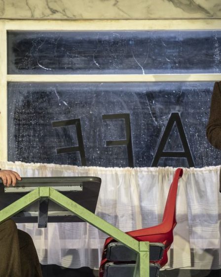La saison détrempée de Broadway: plusieurs émissions nominées aux Tony font pleuvoir 64 La saison détrempée de Broadway: plusieurs émissions nominées aux Tony font pleuvoir - 63