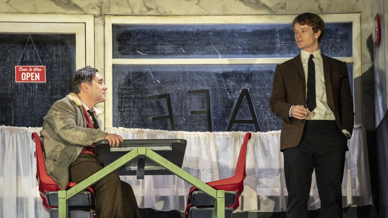 La saison détrempée de Broadway: plusieurs émissions nominées aux Tony font pleuvoir 2 La saison détrempée de Broadway: plusieurs émissions nominées aux Tony font pleuvoir - 1