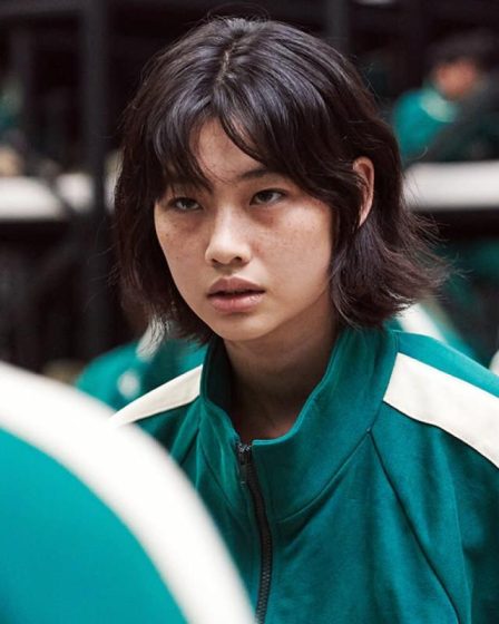 Squid Game Jung Ho-yeon dit que la mort de son personnage était "la scène la plus confortable que j'aie jamais eue" 111 Squid Game Jung Ho-yeon dit que la mort de son personnage était "la scène la plus confortable que j'aie jamais eue" - 110