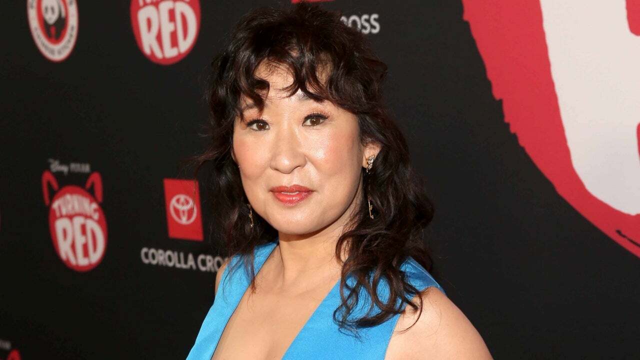 Sandra Oh parle de son insomnie et de ses courbatures après être soudainement devenue célèbre dans "Grey's Anatomy" 2 Sandra Oh parle de son insomnie et de ses courbatures après être soudainement devenue célèbre dans "Grey's Anatomy" - 1