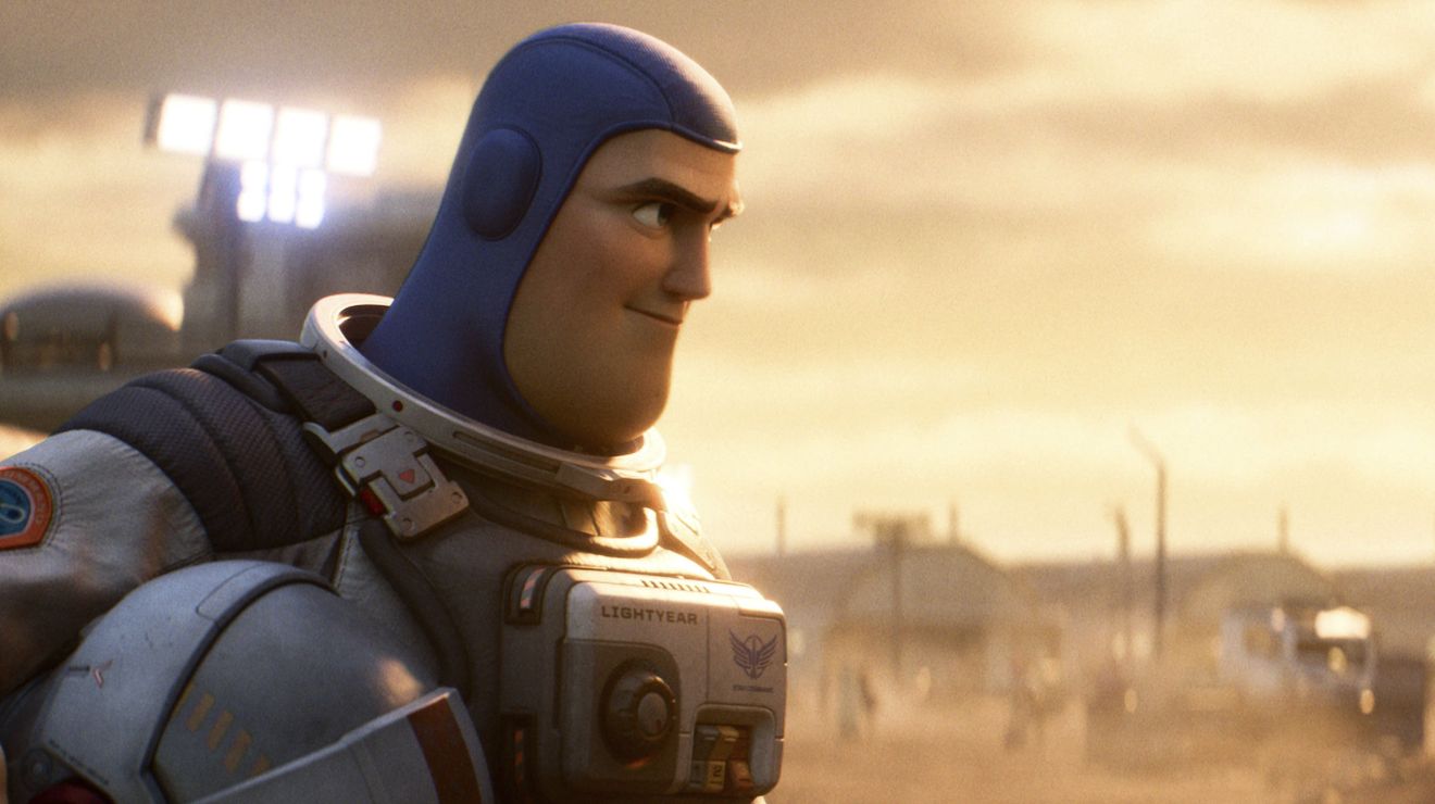 «Lightyear» interdit dans certains pays pour un baiser homosexuel, selon un rapport 2 «Lightyear» interdit dans certains pays pour un baiser homosexuel, selon un rapport - 1