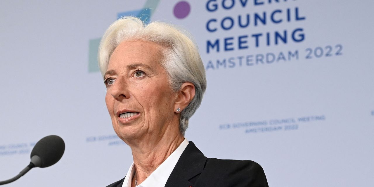 Les rendements obligataires italiens plongent et l'euro grimpe alors que la BCE annonce une réunion d'urgence sur les conditions du marché 2 Les rendements obligataires italiens plongent et l'euro grimpe alors que la BCE annonce une réunion d'urgence sur les conditions du marché - 1