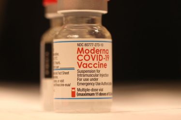 Un panel de la FDA soutient le vaccin COVID-19 de Moderna pour les enfants de 6 à 17 ans - 9