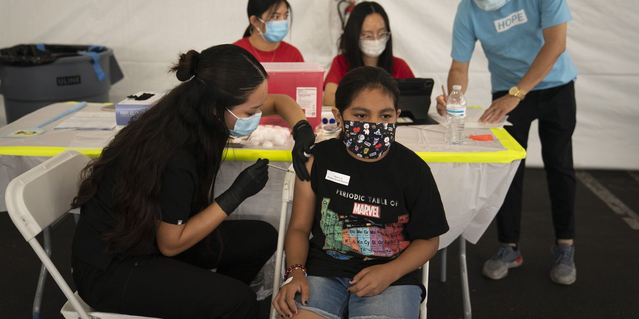 Un panel de la FDA donne son feu vert pour que les enfants de moins de 5 ans soient vaccinés, mais les experts craignent que tous les parents ne soient pas d'accord 2 Un panel de la FDA donne son feu vert pour que les enfants de moins de 5 ans soient vaccinés, mais les experts craignent que tous les parents ne soient pas d'accord - 1