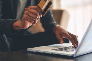 Les impayés sur les cartes de crédit sont-ils élevés ? Deutsche Bank explique pourquoi la façon dont ils sont suivis est importante - 9