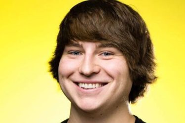 Rise of YouTuber qui a filmé avec MrBeast, Logan Paul - 8