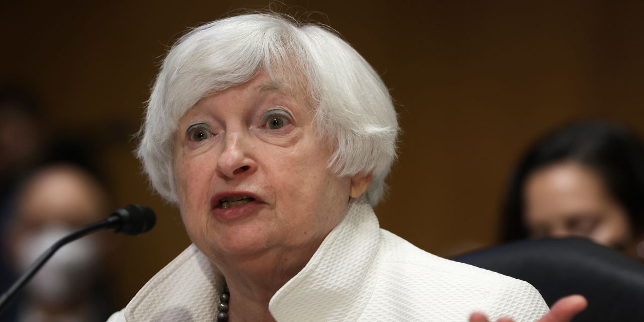 Yellen dit que la récession n'est pas inévitable, l'exonération de la taxe sur l'essence étant envisagée 2 Yellen dit que la récession n'est pas inévitable, l'exonération de la taxe sur l'essence étant envisagée - 1