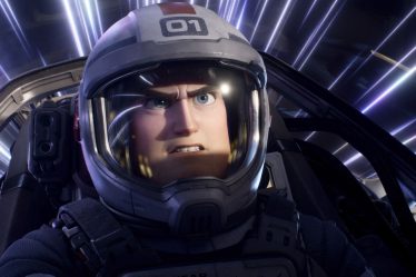 'Lightyear' gagne 51 millions de dollars lors du week-end d'ouverture, mais ne peut pas renverser 'Jurassic World' pour le n ° 1 - 5