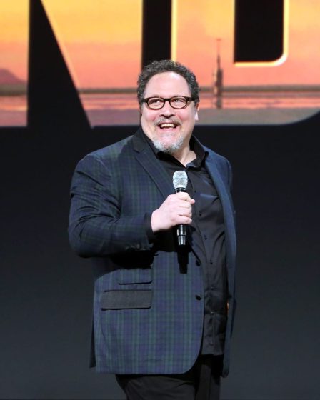 Le producteur exécutif mandalorien obtient une étoile sur le Hollywood Walk of Fame 36 Le producteur exécutif mandalorien obtient une étoile sur le Hollywood Walk of Fame - 35