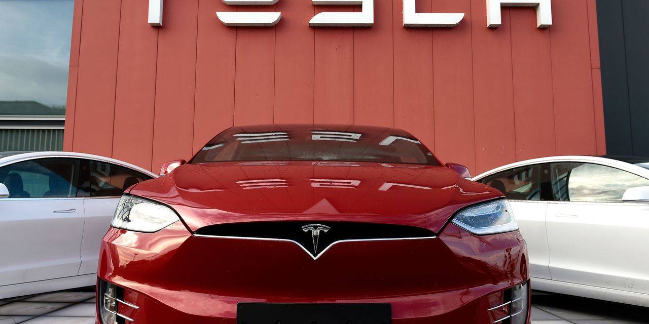 L'action Tesla a été "mise en vente", selon un analyste. Voici ce que les investisseurs devraient faire 2 L'action Tesla a été "mise en vente", selon un analyste. Voici ce que les investisseurs devraient faire - 1
