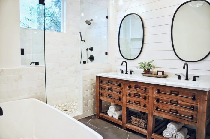 4 façons de créer une salle de bain abordable mais luxueuse 4 Idées de salle de bain pour les familles nombreuses