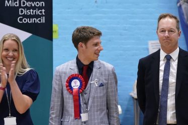 Le Premier ministre britannique Johnson subit un coup dur après la défaite des conservateurs à deux élections partielles - 9