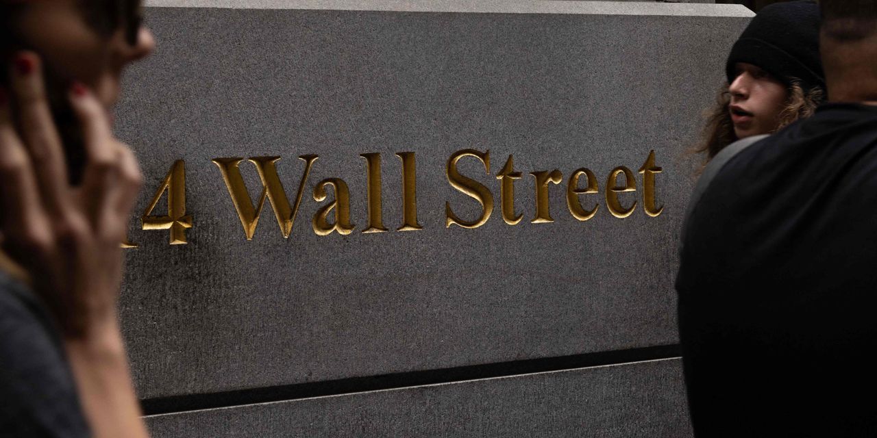 Dow grimpe de 600 points alors que les actions américaines sont sur la bonne voie pour briser trois semaines de pertes 2 Dow grimpe de 600 points alors que les actions américaines sont sur la bonne voie pour briser trois semaines de pertes - 1