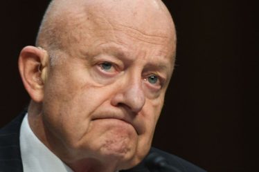 La démocratie américaine "plus vulnérable que jamais", préviennent d'anciens chefs militaires - 9