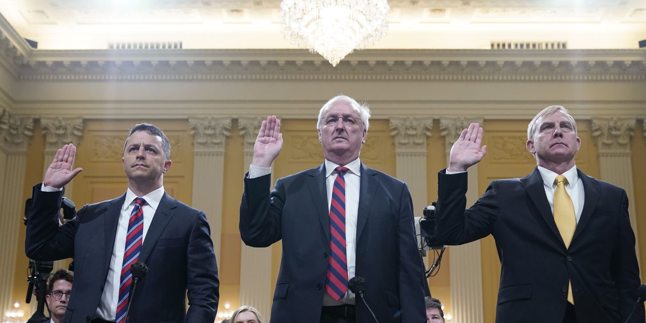 Audience du 6 janvier: Trump a harcelé le ministère de la Justice pour qualifier les élections de frauduleuses 2 Audience du 6 janvier: Trump a harcelé le ministère de la Justice pour qualifier les élections de frauduleuses - 1