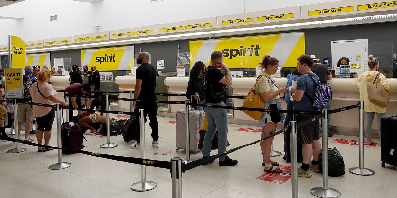Frontier adoucit son accord pour Spirit Airlines - 1