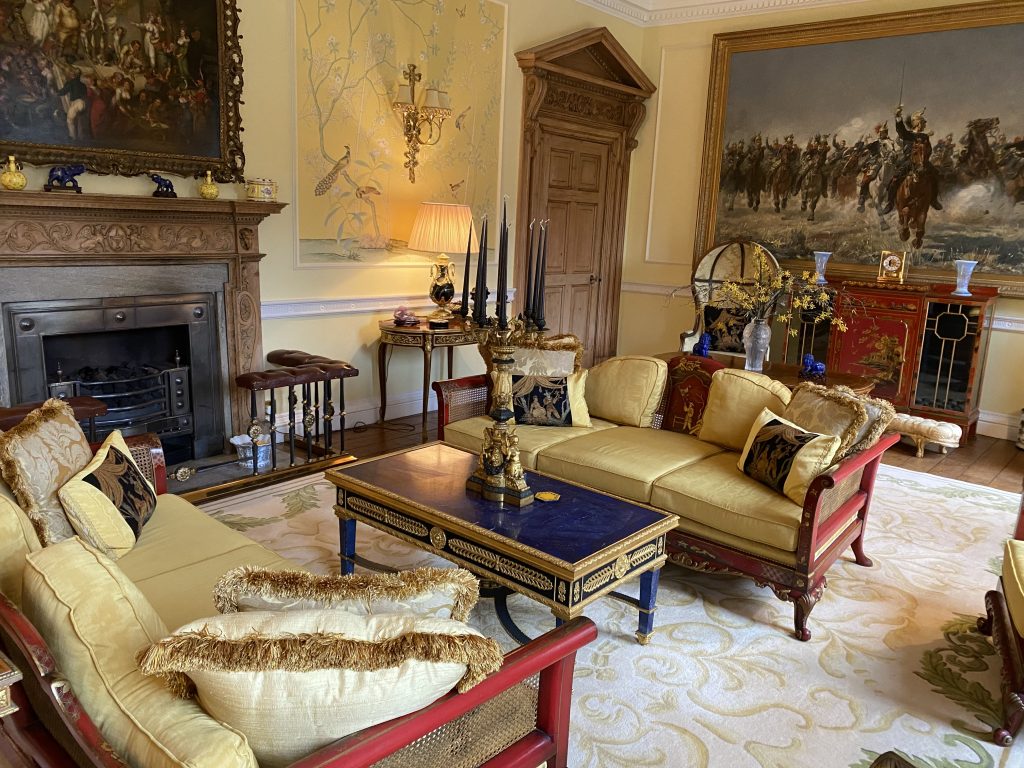 Holly, fondatrice de Holly Johnson Antiques, donne des conseils sur le style des salles de réception d'une époque 6 Holly, fondatrice de Holly Johnson Antiques, donne des conseils sur le style des salles de réception d'une époque
