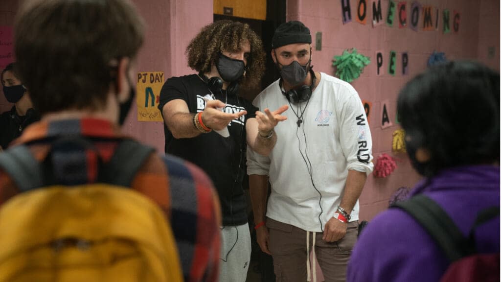 Comment 'Mme. Les réalisateurs de Marvel Adil El Arbi et Bilall Fallah se sont inspirés de Spike Lee et de "Boy Meets World" 2 Comment 'Mme. Les réalisateurs de Marvel Adil El Arbi et Bilall Fallah se sont inspirés de Spike Lee et de "Boy Meets World" - 1