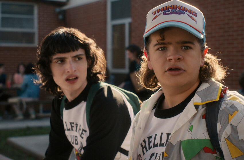Comment acheter des billets pour voir Gaten Matarazzo dans Dear Evan Hansen à Broadway 3 DES CHOSES PLUS ÉTRANGÈRES. (L à R) Finn Wolfhard comme Mike Wheeler et Gaten Matarazzo comme Dustin Henderson dans STRANGER THINGS. Cr. Avec l'aimable autorisation de Netflix © 2022