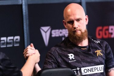 Fnatic s'emporte contre Heroic lors de l'ouverture du championnat Pinnacle Cup - 7