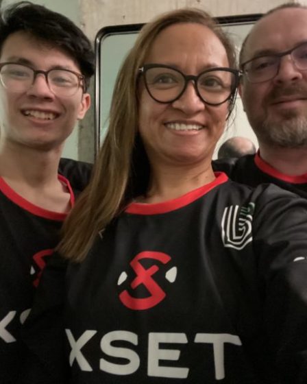 Où qu'il aille, ils le suivront : comment zekken est devenu célèbre dans l'esport avec le soutien de ses parents 2 Où qu'il aille, ils le suivront : comment zekken est devenu célèbre dans l'esport avec le soutien de ses parents - 1