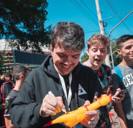 Gaules dépasse xQc sur Twitch à l'arrière du PGL Antwerp Major, atteint plus de 28 millions d'heures regardées en mai - 57
