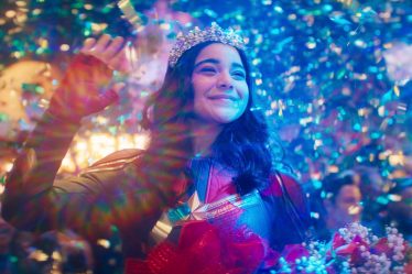 Iman Vellani raconte l'histoire en tant que premier super-héros musulman de Marvel dans "Ms Marvel" de Disney + - 9