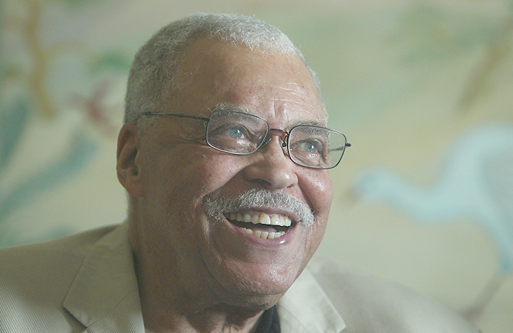 James Earl Jones est de retour en tant que voix de Dark Vador dans "Obi-Wan Kenobi" 2 James Earl Jones est de retour en tant que voix de Dark Vador dans "Obi-Wan Kenobi" - 1