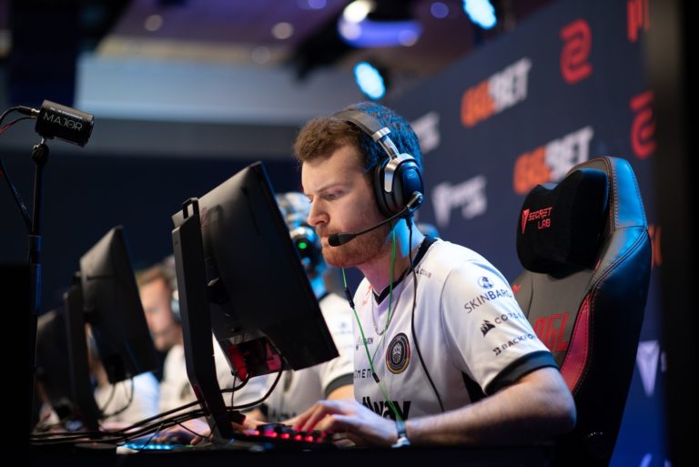 Le buff remplaçant dans CS:GO est réel : BIG étourdit FaZe Clan lors de la grande finale palpitante de la Roobet Cup - 1