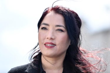 La réalisatrice d'Obi-Wan Kenobi, Deborah Chow, déclare qu'une saison 2 est incertaine mais pourrait être réalisée - 8