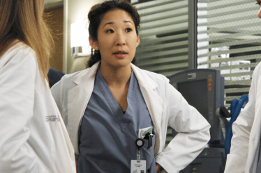La renommée de Grey's Anatomy a rendu Sandra Oh "très, très malade" d'insomnie et de douleurs corporelles - 6
