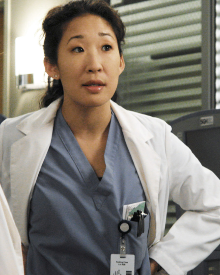 La renommée de Grey's Anatomy a rendu Sandra Oh "très, très malade" d'insomnie et de douleurs corporelles 37 La renommée de Grey's Anatomy a rendu Sandra Oh "très, très malade" d'insomnie et de douleurs corporelles - 36