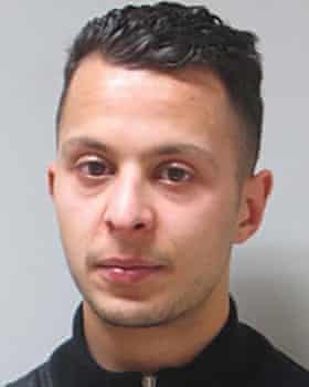 L'attaquant parisien Salah Abdeslam reconnu coupable de meurtre et emprisonné à vie | Attentats de Paris 1 Salah Abdeslam.