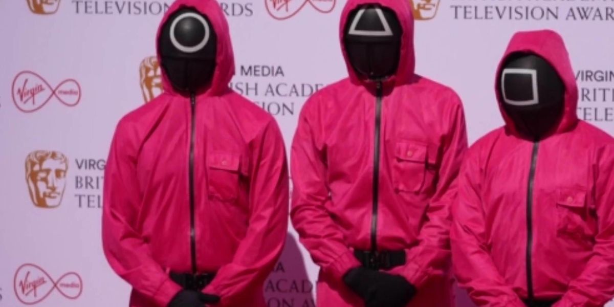 Les fans soulignent l'ironie de la nouvelle 'Squid Game' série de concours de réalité 2 Les fans soulignent l'ironie de la nouvelle 'Squid Game' série de concours de réalité - 1