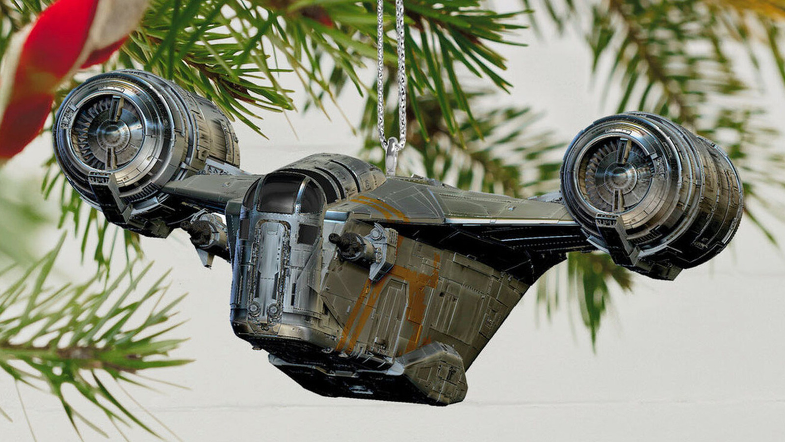 Les nouvelles décorations de Noël Star Wars Hallmark 2022 célèbrent le mandalorien, l'attaque des clones et plus - 1