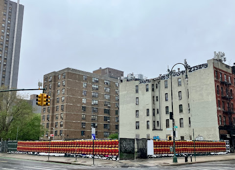 Les plans proposés prévoient maintenant un immeuble résidentiel de 24 étages sur la 14e rue et l'avenue C 4 Les plans proposés prévoient maintenant un immeuble résidentiel de 24 étages sur la 14e rue et l'avenue C - 3