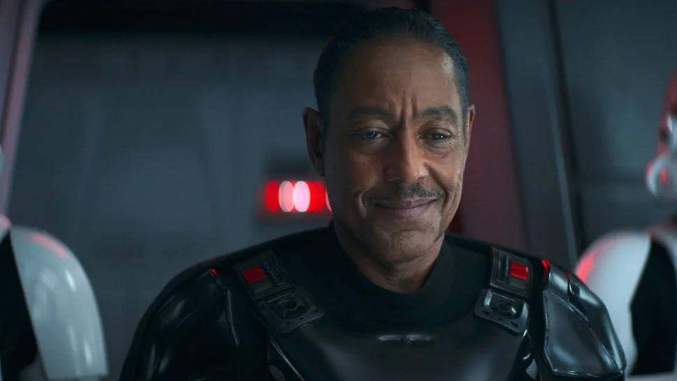 Les spoilers de la saison 3 de Mandalorian : Giancarlo Esposito regarde vers l'avenir 2 Les spoilers de la saison 3 de Mandalorian : Giancarlo Esposito regarde vers l'avenir - 1