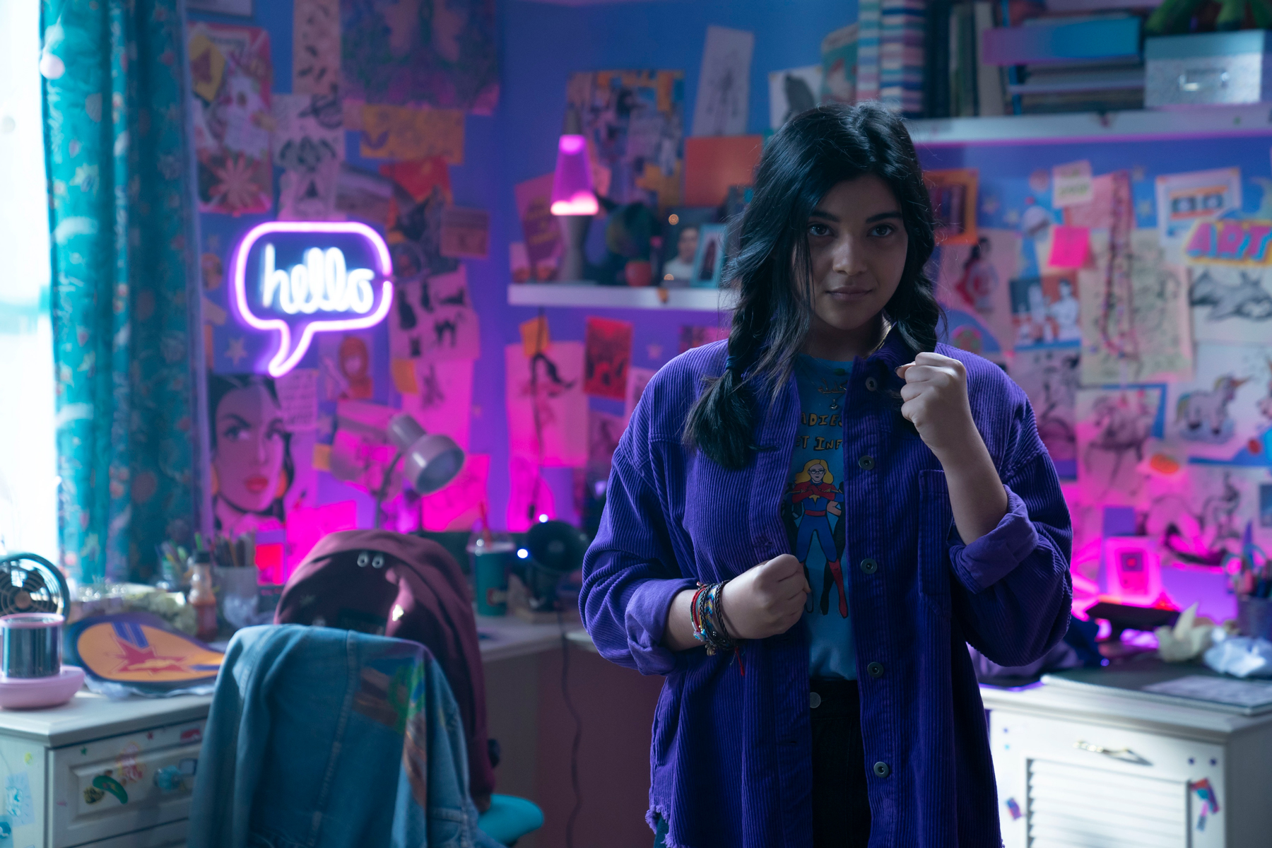 'Mme. Critique de Marvel : Mme Marvel, l'adolescente Kicks Ass. Le super-héros ? Meh 2 'Mme. Critique de Marvel : Mme Marvel, l'adolescente Kicks Ass. Le super-héros ? Meh - 1