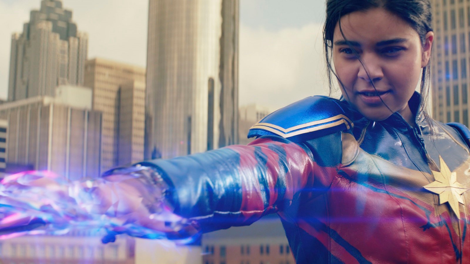 'Mme. Le directeur de Marvel taquine les épisodes plus sombres à venir 2 'Mme. Le directeur de Marvel taquine les épisodes plus sombres à venir - 1